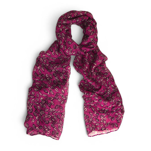 Ditsy leaf pink by Poppy Accessories