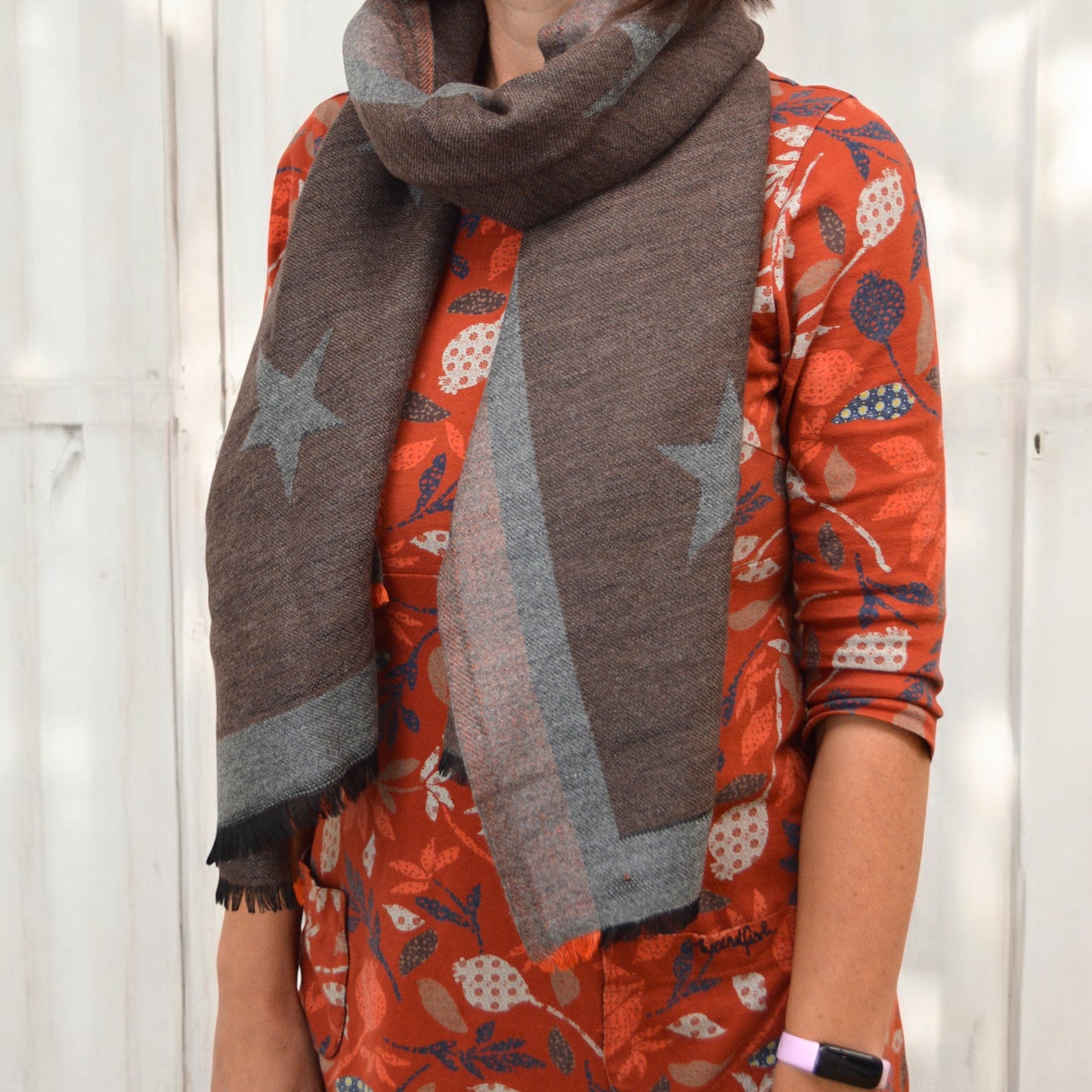 Reversible Star Woven Fashion Scarf