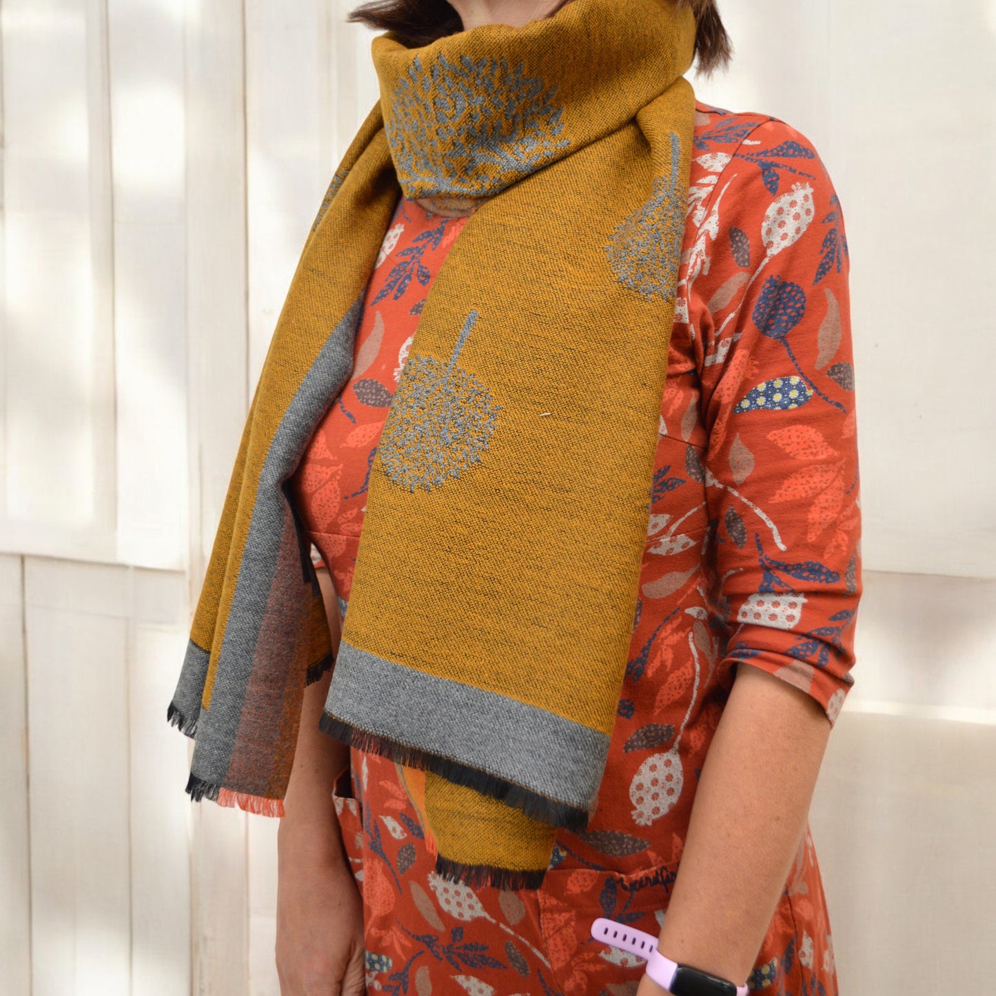 Reversible Tree Woven Fashion Scarf