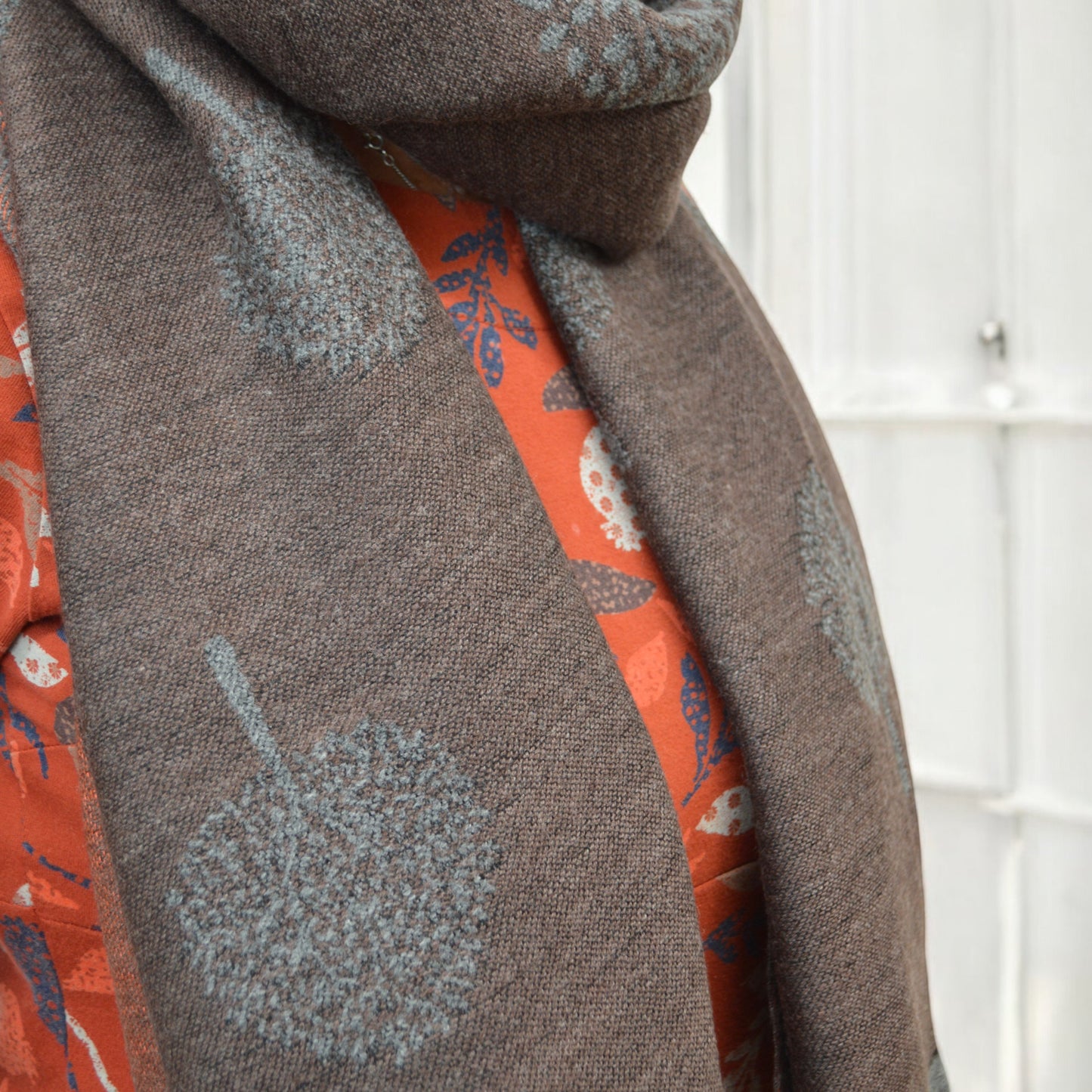 Reversible Tree Woven Fashion Scarf